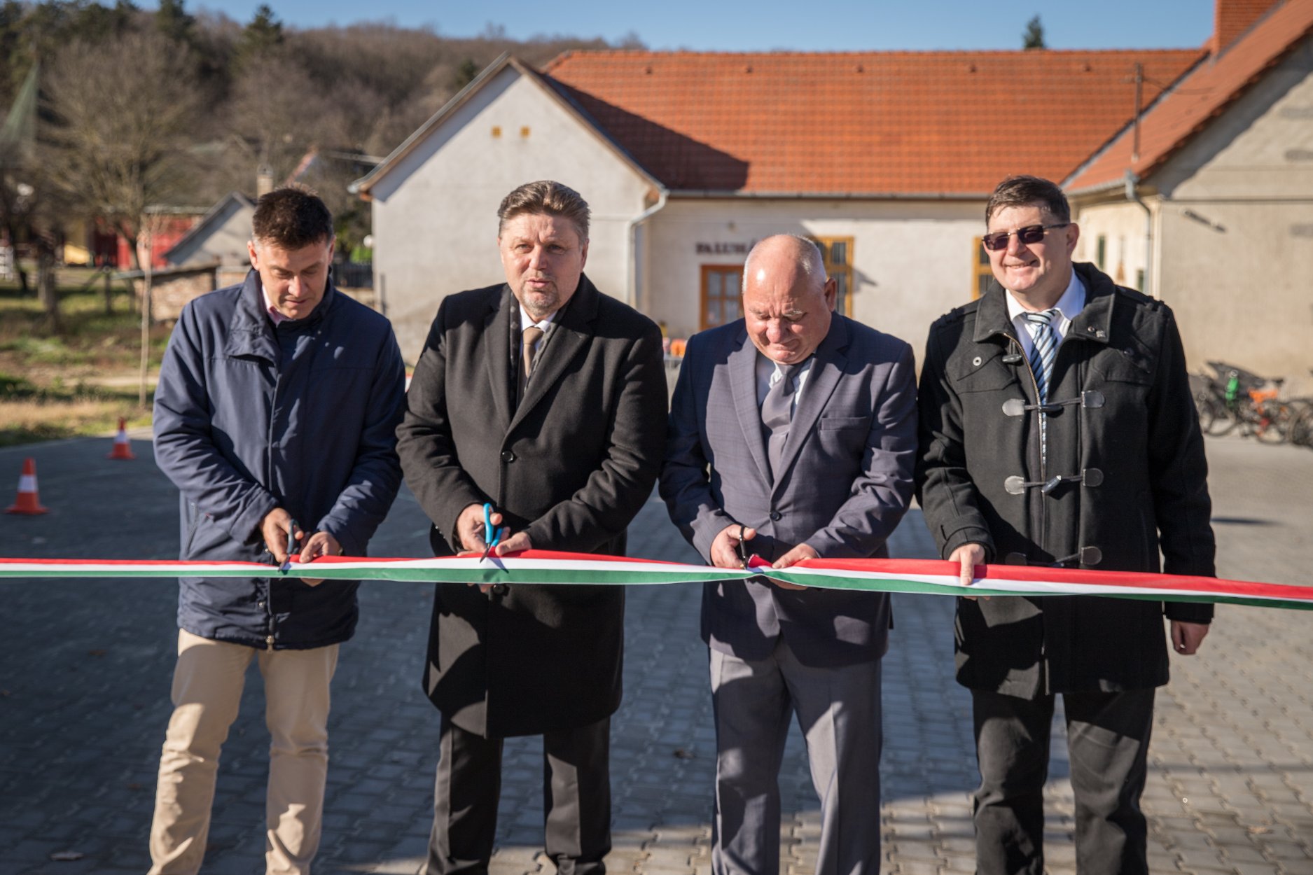 Kaposhomok őrzi értékeit